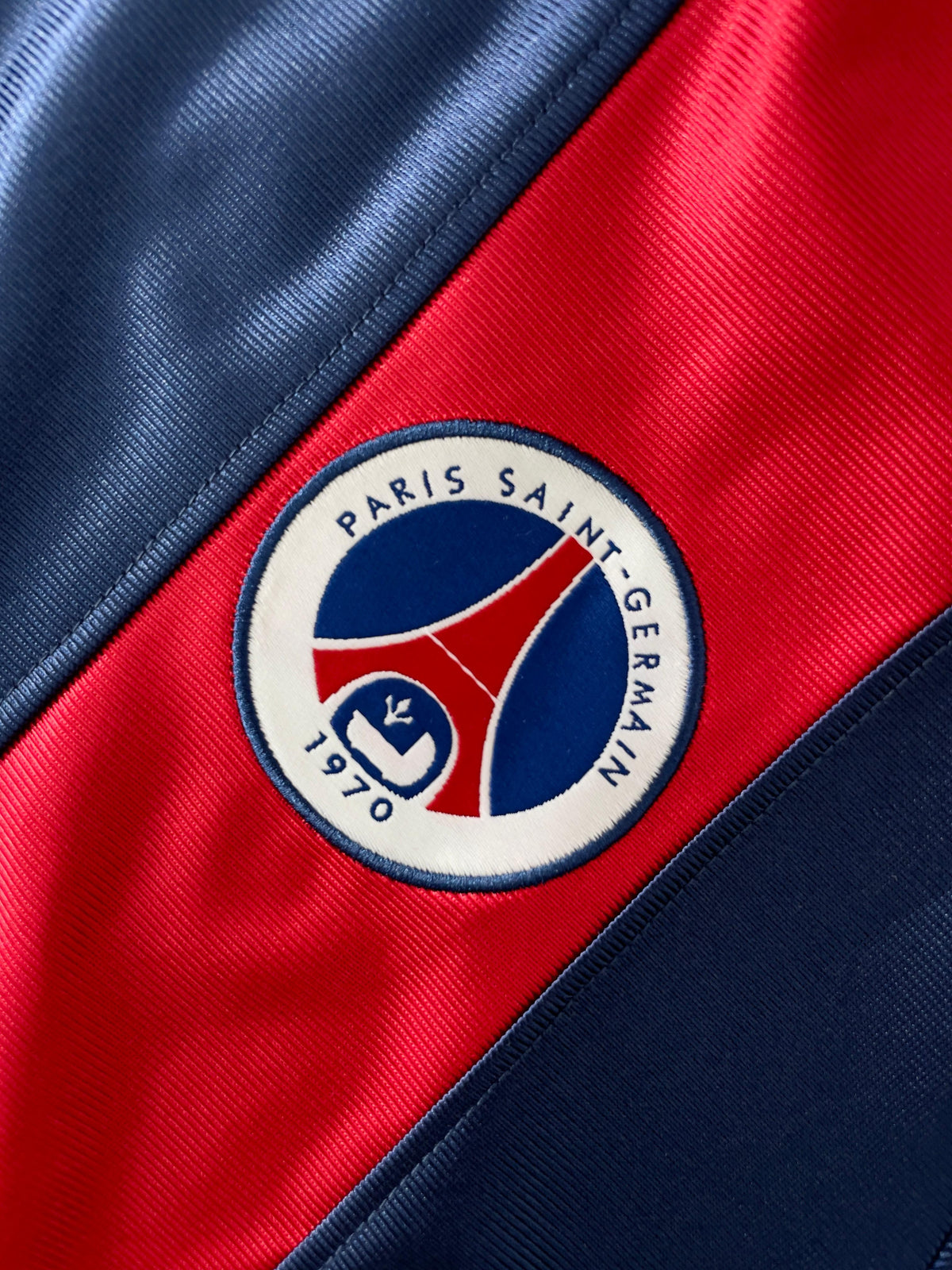 CAMISA RETRÔ PSG I 2001/02 + (RONALDINHO #21)