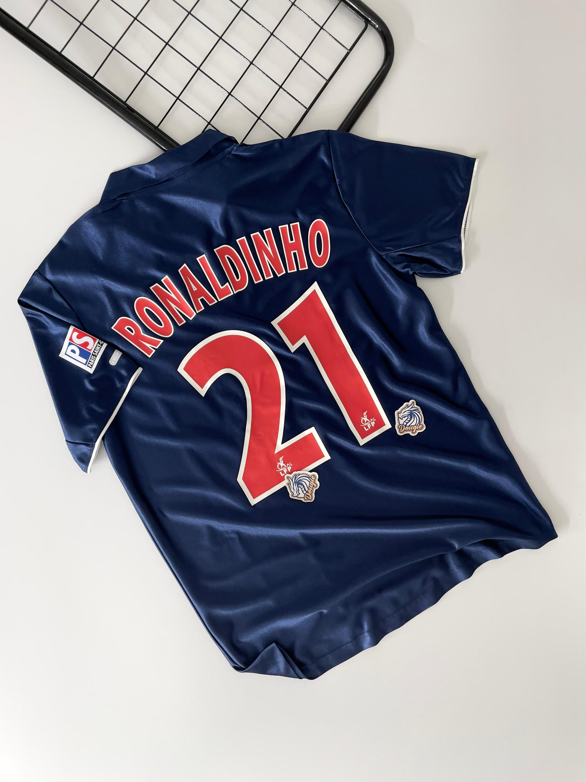 CAMISA RETRÔ PSG I 2001/02 + (RONALDINHO #21)