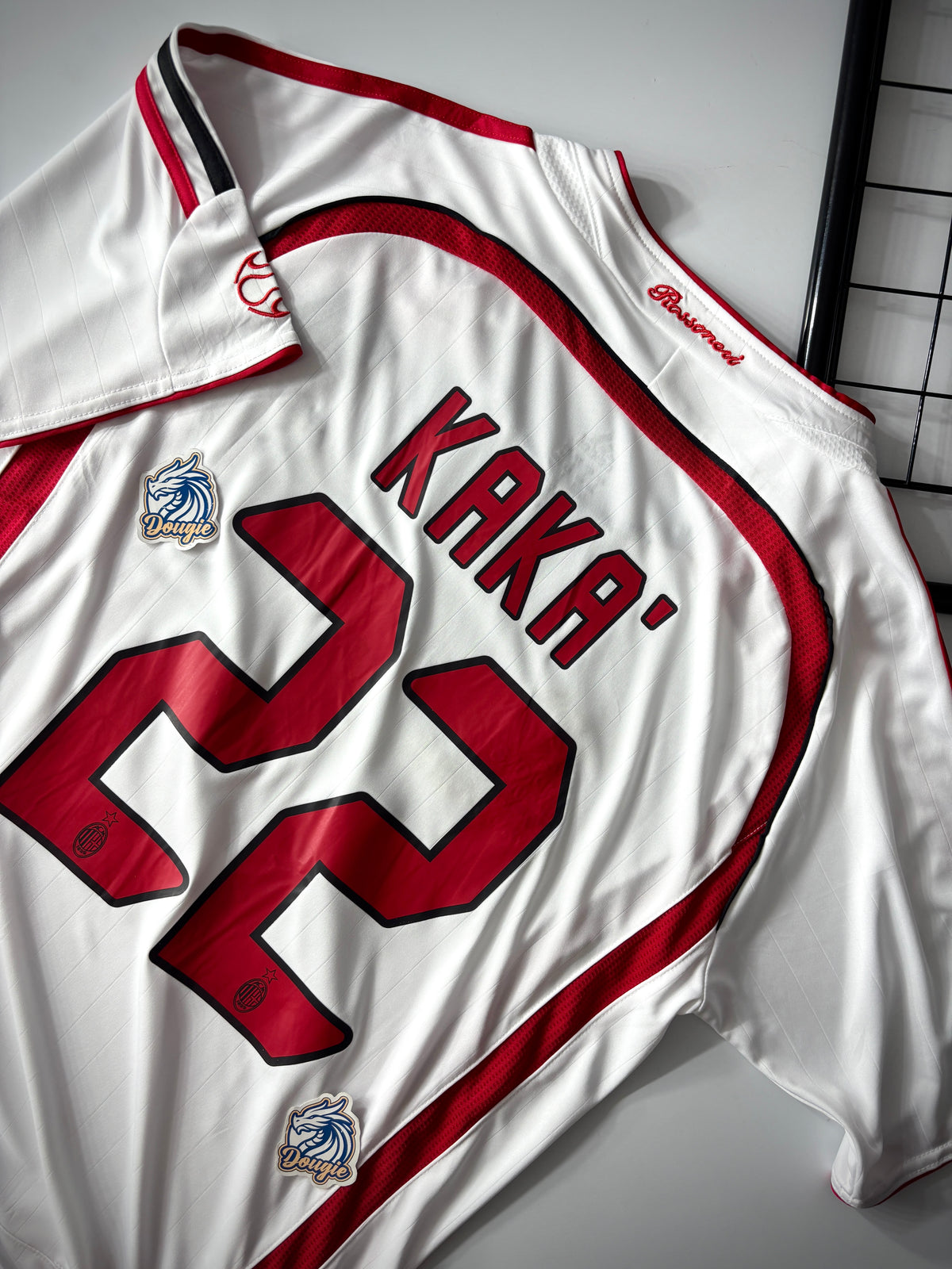 CAMISA RETRÔ AC MILAN II 2006/07 + (KAKÁ #22)