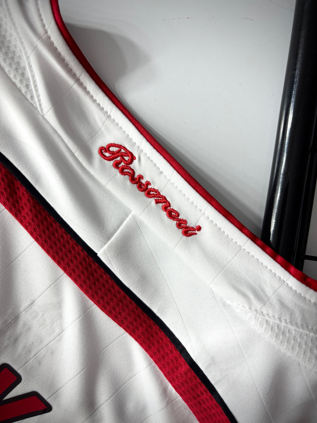 CAMISA RETRÔ AC MILAN II 2006/07 + (KAKÁ #22)