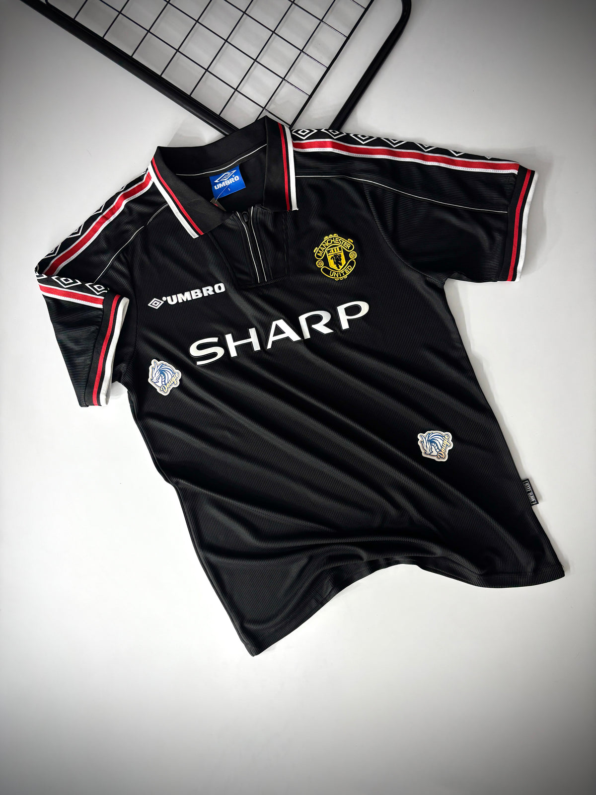 CAMISA RETRÔ MANCHESTER UNITED III 1998/99