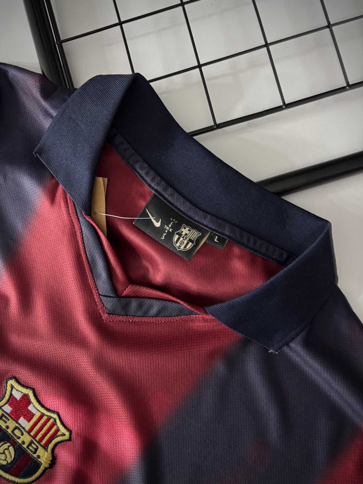 CAMISA RETRÔ BARCELONA X TRAVIS SCOTT 2000/01